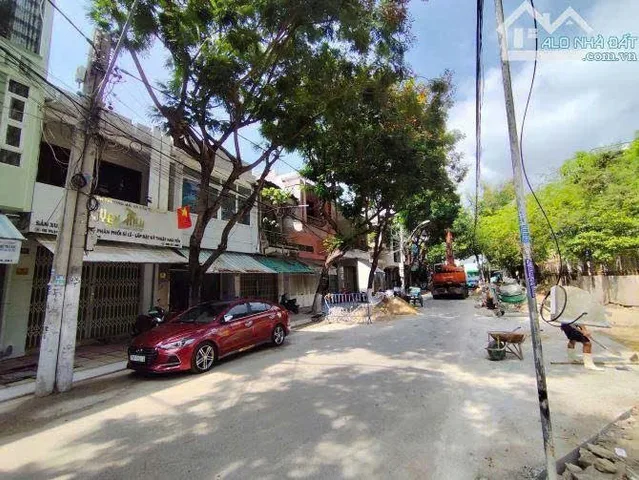 Bán nhà 80.7m² có sẵn 80m² thổ cư ngang 4m giá 8.2 tỷ tại Phường Nam Nha Trang