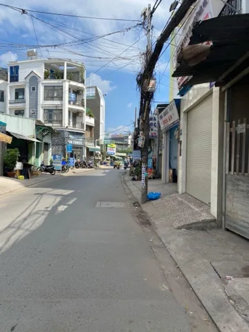 Bán nhà mặt tiền nguyễn xí