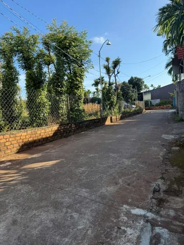 Bán đất 150m² có sẵn 60m² thổ cư ngang 5m giá 900 triệu tại Xã Ea Ktur