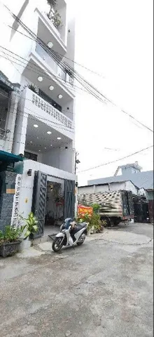 Nhà Mới Xây Hẻm 7m - Ngay Tỉnh Lộ 10 Bình Tân - DT: 52m2 - Đúc 4 Lầu 5PN Nhỉnh 6 Tỷ TL Mạnh