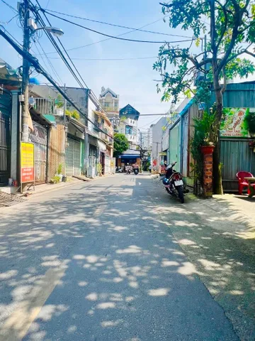 Bán nhà MT Đường Số 16 , 4 Tầng, DT: 100m² full thổ cư ngang 5m giá 11 tỷ tại Phường Bình Trị Đông