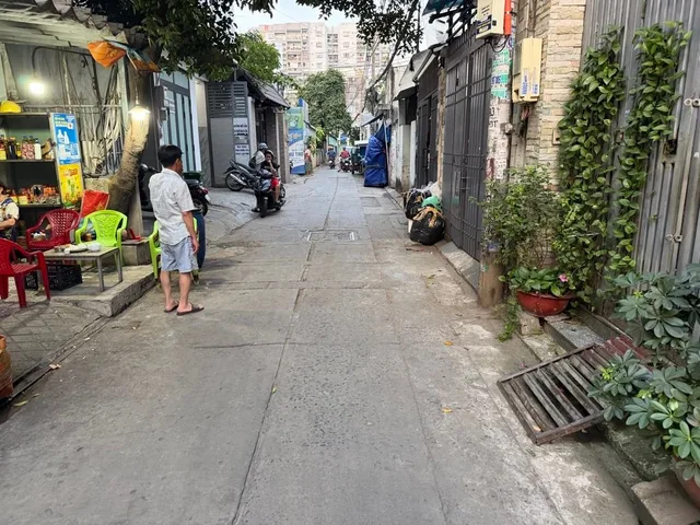 Bán nhà 2 Tầng Hương lộ 3 Bình Tân