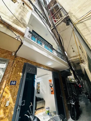 Bán nhà Cát Linh 32m 10,7Tỷ, gần lăng Bác, di chuyển thuận tiện.