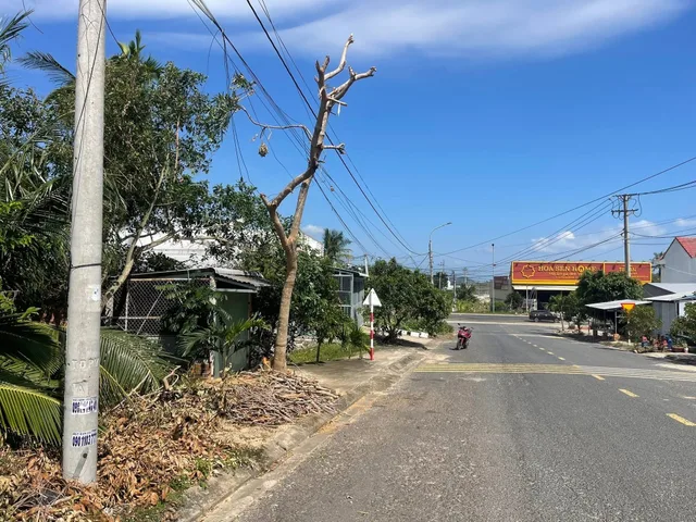 Bán đất 620.8m² có sẵn 200m² thổ cư ngang 28.5m giá 3.3 tỷ tại Đường Trần Phú Xã Tuy An Bắc