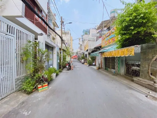 Bán nhà gấp 5 Tầng HXH Văn Cao Tân Phú