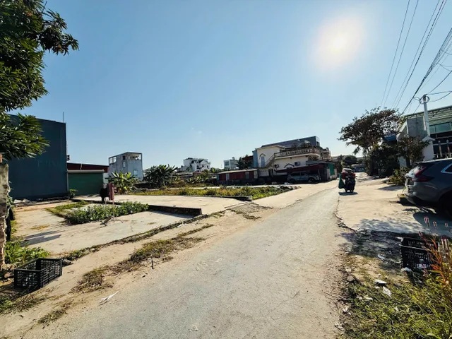 Bán đất 90m² full thổ cư ngang 4m giá 2.95 tỷ tại Phường Dương Kinh (Hải Thành 2 cũ)