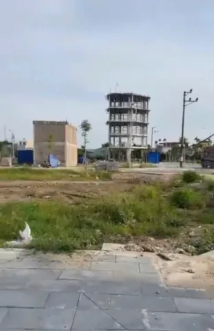 Bán lô 4 N 1 đấu giá Bái Ngoài Hoa Động sát trục 203 . Diện tích 78 m. L/h:076.231.9990 e Thúy