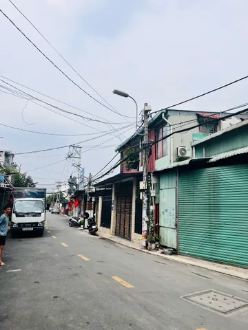 BÁN NHÀ 2 TẦNG + XƯỞNG DỆT – 250m² ngang 10 quá hiếm