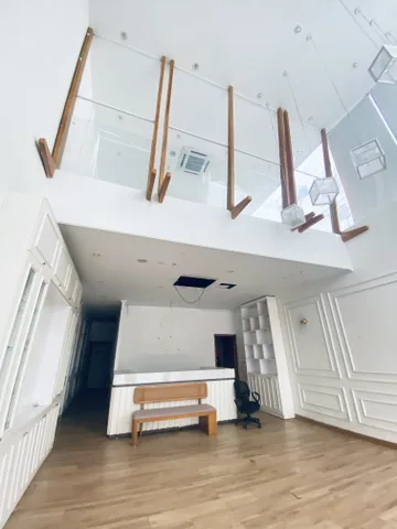Cho thuê nhà mặt tiền đường 30/4 Vị trí đẹp kinh doanh