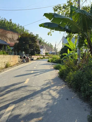 Bán 147 m Chính Mỹ đường nhựa khu dân cư đông đúc buôn bán đc .l/ h:076.231.9990 e Thúy