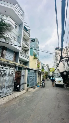 Bán nhà chính chủ gần sân bay, chợ phú nhuận