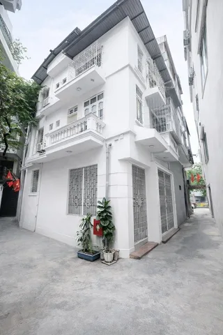 Bán nhà đẹp phân lô Trịnh Đình Cửu! Lô góc 2 mặt ngõ thông, 1 nhà ra phố – 52m2 4 tầng chỉ 12.68 tỷ