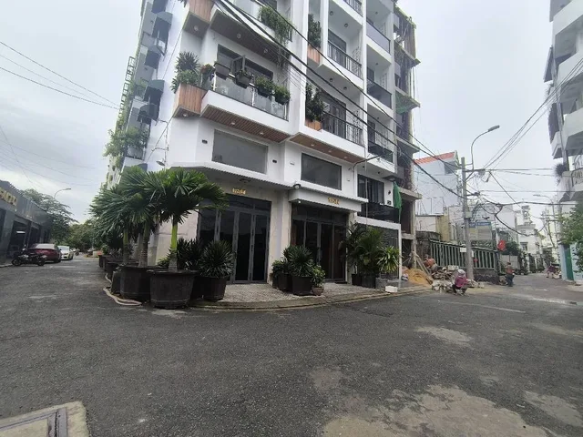 Bán nhà sổ riêng, 3 tầng , hoàng công đủ