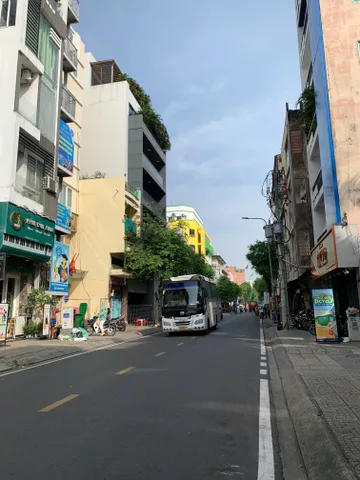 CHỈ 5.x TỶ - DT 46M2 NGANG 4M LỚN - TRẦN HƯNG ĐẠO Q.5 - HẺM 3M TRƯỚC NHÀ