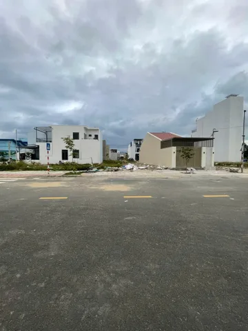 Bán đất 107.5m² full thổ cư ngang 5m giá 5,7 tỷ tại Phường Tây Nha Trang