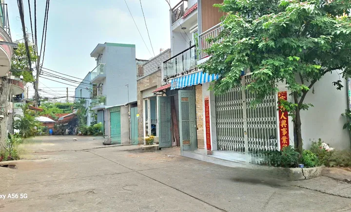 Hương lộ 2- Dt (48m2)- hẻm xe tải thông - Shr/hc- Xây dựng kiên cố, vào ở ngay