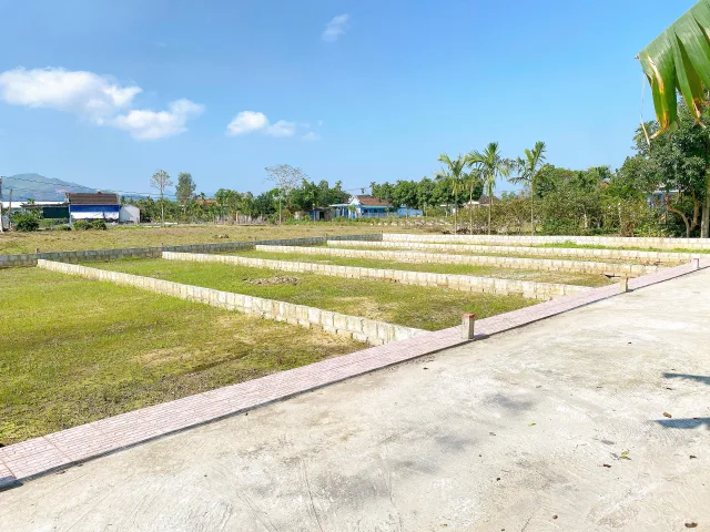 Đất khu dân cư đông gần Tp Huế gần KCN, giá chỉ 480 triệu/nền.