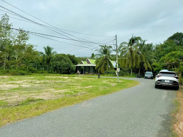 ☘️ Cần bán lô đất ngay Thị xã Trảng Bàng
- Diện tích : 296m2, thổ cư