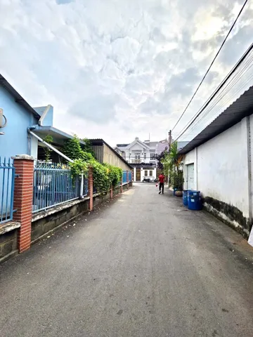 🚗 BÁN NHÀ 3 TẦNG - 50M2(5*10), HOÀN CÔNG, KHÔNG QH - TIỆN ÍCH BỔ VÂY - NHÀ ĐẸP - HẺM XE HƠI - NGAY CHỢ, QL1K, LÀNG ĐHQG - LINH XUÂN, THỦ ĐỨC. (8)