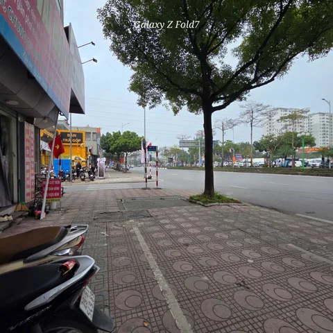 Bán nhà Mặt phố Ngô Gia Tự 173m² full thổ cư ngang 4.4m giá 35 tỷ tại Đường Ngô Gia Tự Phường Việt Hưng (MUA/BÁN BĐS nhắn tin Zalo 0862299066)