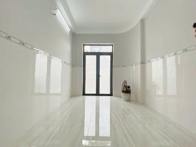 8.x TỶ - HẺM OTO 8M - SÁT MẶT TIỀN - NHÀ ĐẸP 4 TẦNG Ở LIỀN - SƯ VẠN HẠNH Q.5