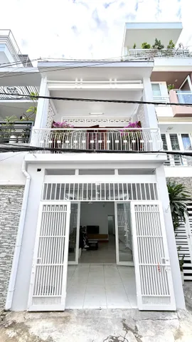 Bán nhà hẻm oto, diện tích 52m2, nhà 1 trệt 1 lầu. giá 5 tỷ 500 tại Phường Nha Trang Khánh Hòa.