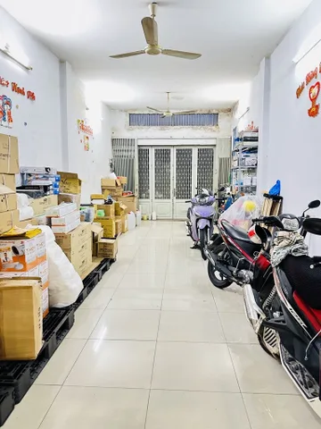 Bán nhà 120m² có sẵn 80m² thổ cư ngang 4m giá 14.88 tỷ tại Phường Phú Thạnh