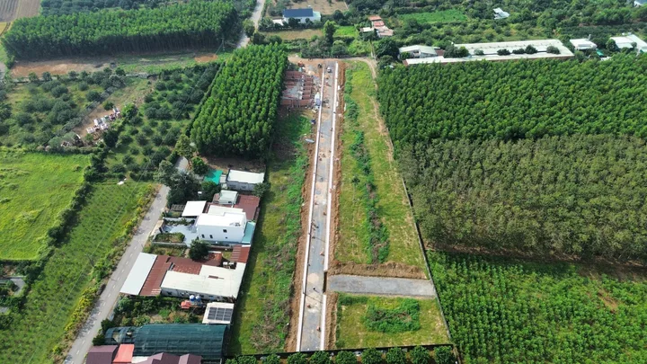 Bán đất nền nhà cấp 4 nhà gác lửng gần cầu bạch đằng 2 thuận tiện kết nối tân uyên bình dương