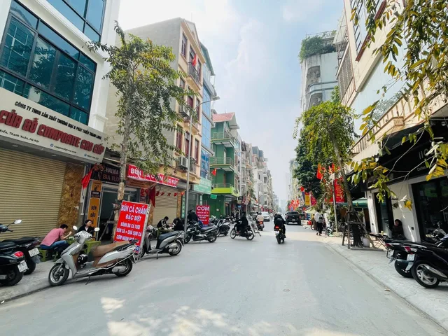 BÁN TÒA NHÀ MẶT PHỐ NGUYỄN NGỌC NẠI. THANH XUÂN. 180M2 - 9 TẦNG. THANG MÁY.