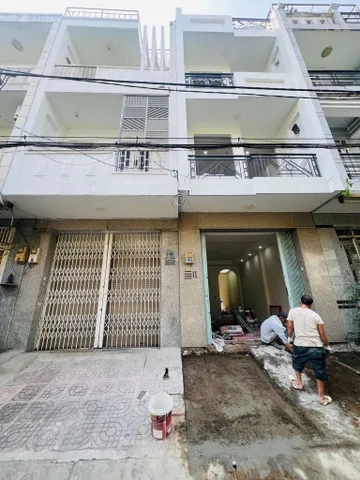 Bán nhà Mặt Tiền 4m x 15m x 3 Tầng giá 8.5 tỷ Đường số 78 Phường Bình Phú