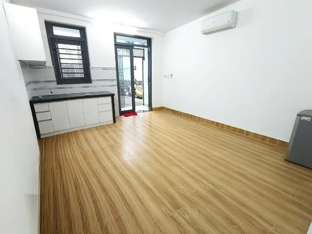 Bán nhà chính chủ gần chợ bà chiểu, sổ hồng riêng