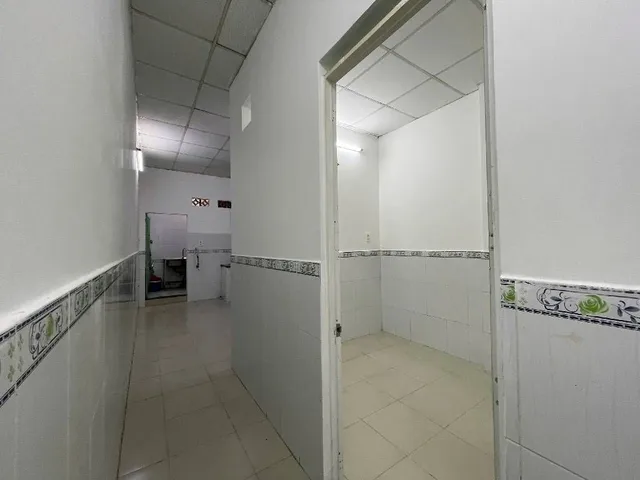 NHÀ C4 PHẠM VĂN BẠCH - sát cạnh ga T3 - chỉ nhĩnh 5 tỷ