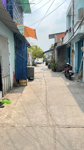 GẦN CHỢ CHIẾN LƯỢC. NGANG 4,5 X 11M. HXH. KHU DÂN CƯ ĐÔNG ĐÚC. CÓ KHU VUI CHƠI TRẺ EM💰CHỈ 4,45 Đ TL. ☎️LH: EM TƯỜNG XEM NHÀ