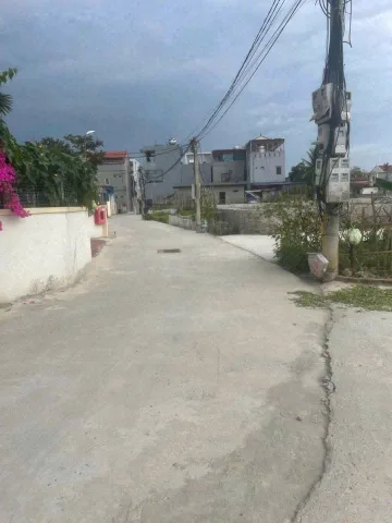 Hoa động 69m, đường thông, vi trí đẹp  chủ cần tiền cắt lỗ sâu. L/h:076.231.9990 e Thúy
