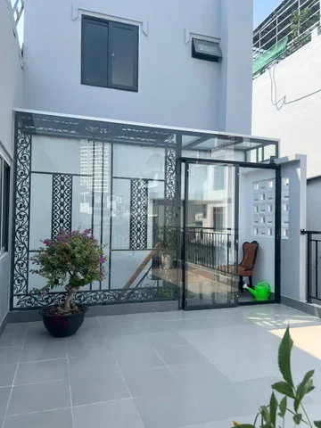 Bán gấp nhà 3 tầng 4pn 3wc hẻm 6m đường số 2 ra đường Nguyễn Thị Định Cát Lái Q2 cũ dt đất 75.7m² full thổ cư ngang 4m giá 7.9 tỷ