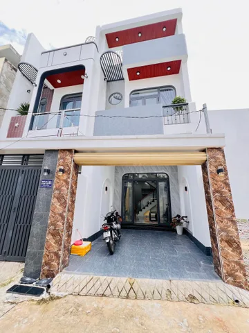 Hiếm duy nhất 1 căn Nhà 1 trệt 1 lầu chuẩn bị hoàn thiện khu 6 Phú Lợi cũ (phường Phú Lợi-TP.HCM) đường oto 4m nhánh đường Nguyễn Bình,gần KDC HT2-KDC HT3-KDC Phúc Đạt sau ĐH.Bình Dương vị trí trung tâm đẹp giá êm