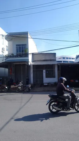 Bán nhà 68m² full thổ cư ngang 4m giá 4.42 tỷ tại Phường Bắc Nha Trang