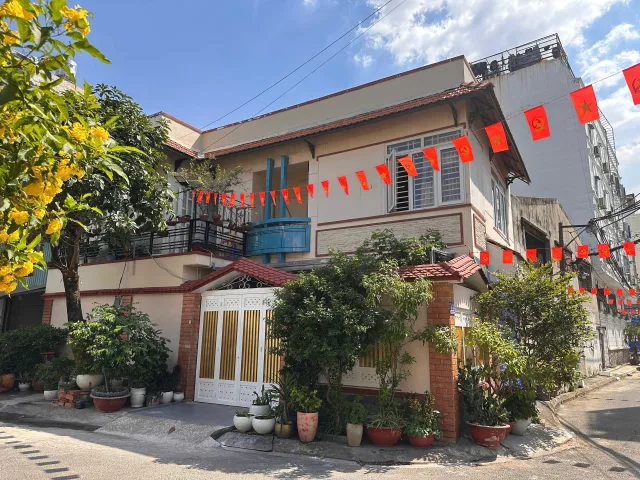 Bán biệt thự mini góc 2 mặt tiền Hòa Bình, Hiệp Tân, Tân Phú – ngang 8m, ~100m², 2 tầng, giá 12 tỷ