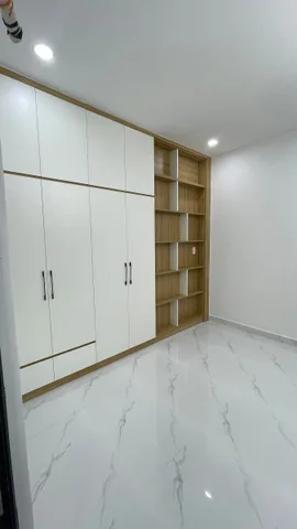 Nhà mặt tiền Trần Hải Phụng hạ giá mạnh !