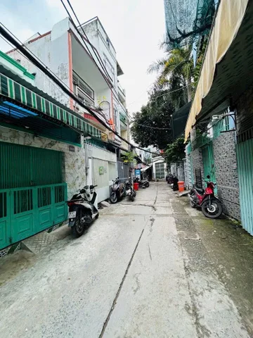 Nhà 2 tầng cạnh chi cục thuế Q7; 63m2 3PN (có phòng ngủ trệt; hẻm 4m không quy hoạch