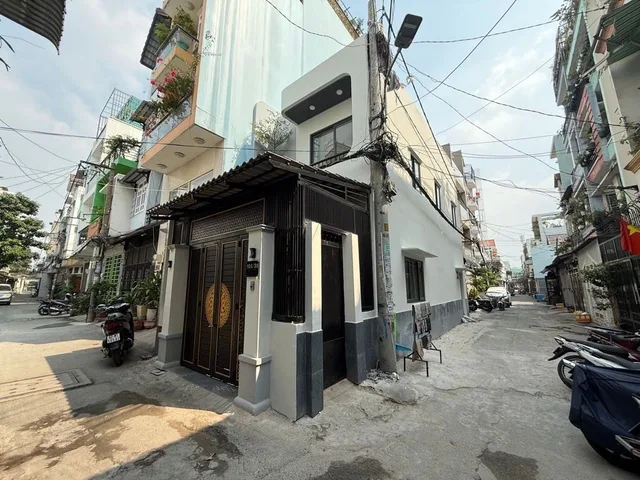 Lô góc Tân Phú - Ngay Aeon Sơn Kỳ - 4x14m - 2 tầng - Hẻm xe hơi - Nhỉnh 5 Tỏi (TL)
