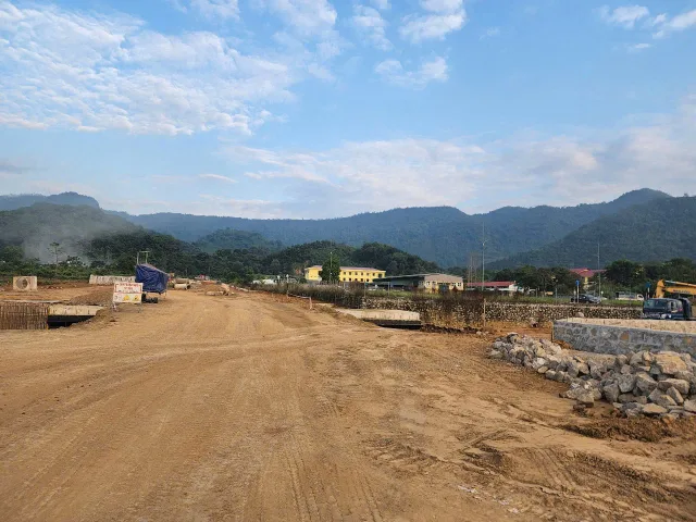 Bán gấp lấy tiền tiêu tết chỉ 720tr sở hữu ngay đất TP Hòa Bình khu vực trung tâm Chính chủ giá rẻ