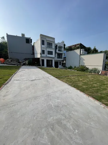 BÁN ĐẤT NGÕ 20 NGUYỄN VĂN CỪ,OTO TẬN NƠI