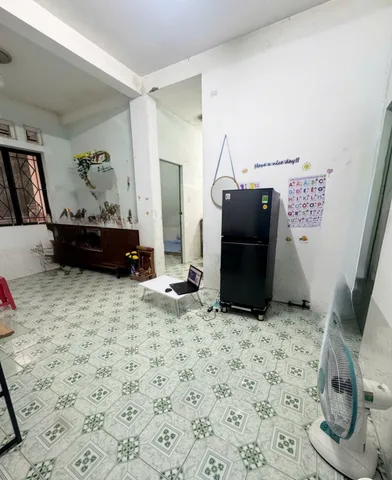 Bán căn hộ Hoà Bình sát bên công viên Phan Văn Trị 49m2 Sổ hồng (P.Hoà Bình) 1ty020