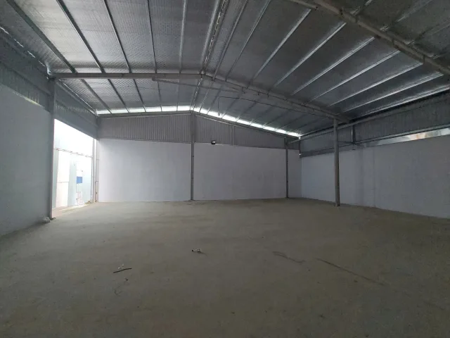 Cho thuê kho Q7 DT 350m2 đẹp như văn phòng - cho ở lại.