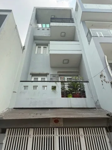 Nhà đẹp 5 tầng view sân bay, xe hơi tới nhà, giá rất tốt!!!!