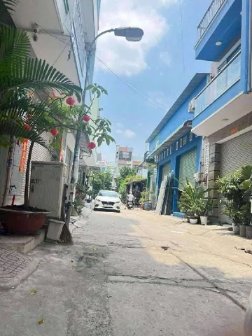 Bán nhà 2 Tầng, DT: 76,5m² full thổ cư ngang 8,5m giá 7 tỷ tại Phường Bình Trị Đông