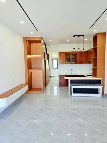🚗 BÁN NHÀ 2 TẦNG - 50M2(4.2*12), HOÀN CÔNG - KHÔNG QH -  HẺM XE HƠI - GẦN CHỢ, UBND - P. LONG TRƯỜNG, THỦ ĐỨC.(A)