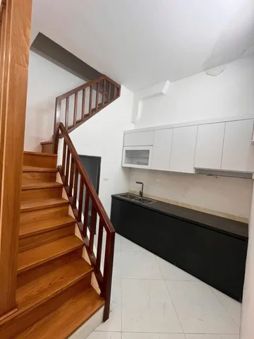 Bán nhà Tân Mai 28/31m² có sẵn 28m² thổ cư ngang 3.8m giá 10.65 tỷ tại Đường Tân Mai Phường Hoàng Mai (MUA/BÁN BĐS nhắn tin Zalo 0862299066)
