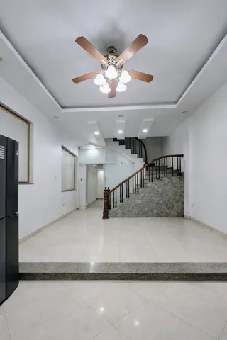 Nhà đẹp Vũ Tông Phan 💥 Ô tô đỗ cửa – 54m2 x 5 tầng, nhiều phòng – Để ở đẹp hoặc kinh doanh dòng tiền